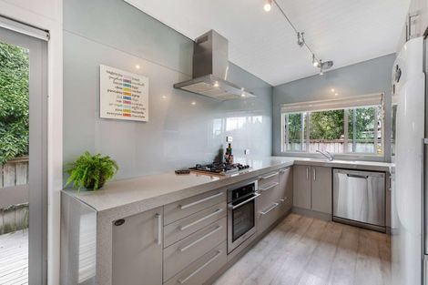 Photo of property in 64 Harrisville Road, Tuakau, 2121