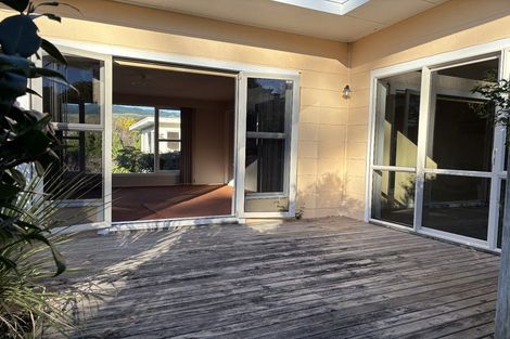 Photo of property in 78 Renown Road, Raumati South, Paraparaumu, 5032