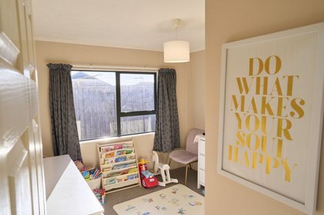 Photo of property in 6a Sunningdale Lane, Woodridge, Wellington, 6037