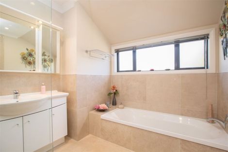 Photo of property in 16 Park Drive, Richmond, 7020