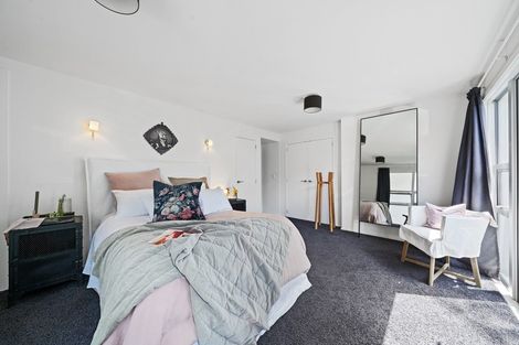 Photo of property in 528a Evans Bay Parade, Hataitai, Wellington, 6021