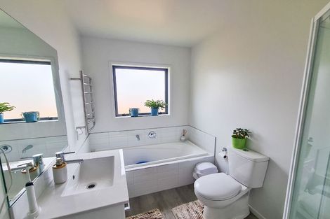 Photo of property in 18 Meyer Crescent, Halswell, Christchurch, 8025