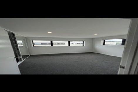 Photo of property in 11a Welby Place, Mangere, Auckland, 2022