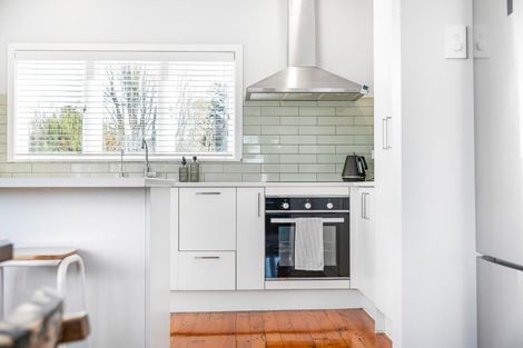 Photo of property in 41 Parker Avenue, New Lynn, Auckland, 0600