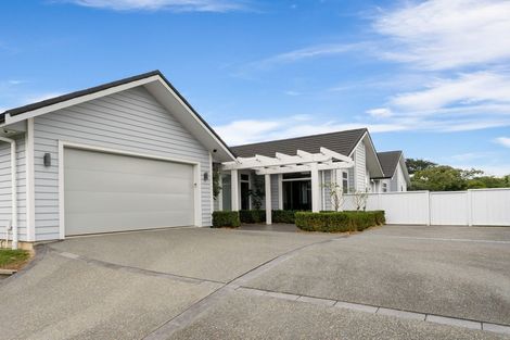 Photo of property in 46 Resolution Drive, Whitby, Porirua, 5024