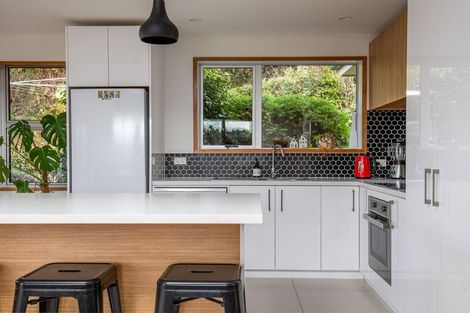 Photo of property in 18 Branxholm Street, Roxburgh, 9500