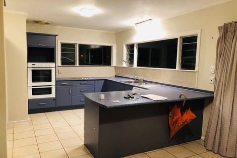 Photo of property in 27 Mahara Avenue, Birkenhead, Auckland, 0626