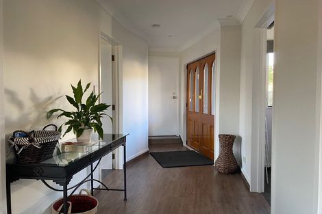 Photo of property in 73 Harvey Street, Waipahihi, Taupo, 3330
