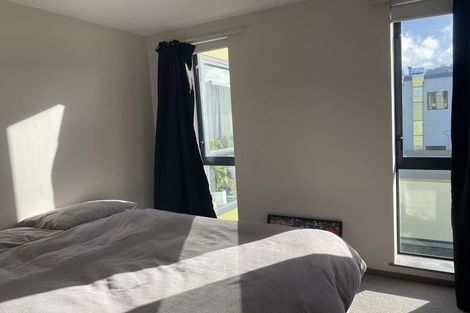 Photo of property in Dual Apartments, 411/142u Vivian Street, Te Aro, Wellington, 6011