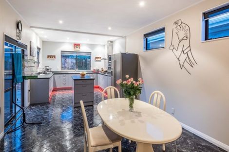 Photo of property in 6 Rua Street, Lyall Bay, Wellington, 6022