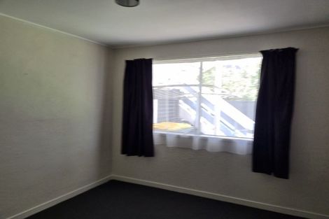 Photo of property in 3/35 Mana Esplanade, Paremata, Porirua, 5026