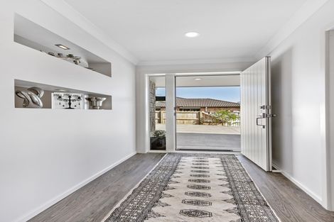 Photo of property in 14 Parsot Place, Pukekohe, 2120