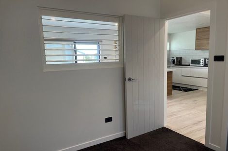 Photo of property in 11 Marendellas Drive, Bucklands Beach, Auckland, 2014