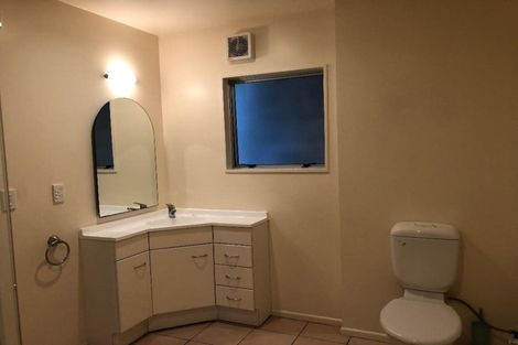 Photo of property in 9 Bank Road, Northland, Wellington, 6012