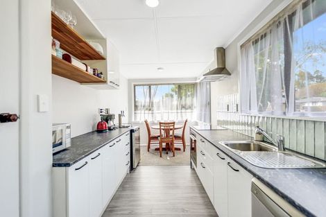 Photo of property in 40 Montgomery Crescent, Bader, Hamilton, 3206