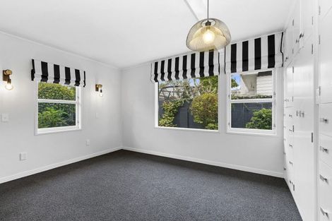 Photo of property in 415 Fergusson Drive, Heretaunga, Upper Hutt, 5018