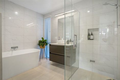 Photo of property in 60 Welsh Road, Winton, 9720