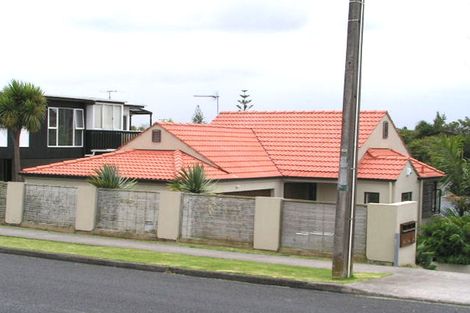 Photo of property in 2/21 Hart Road, Hauraki, Auckland, 0622