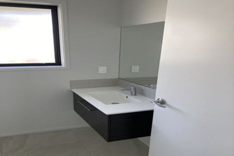 Photo of property in 7 Albatross Lane, Welcome Bay, Tauranga, 3112