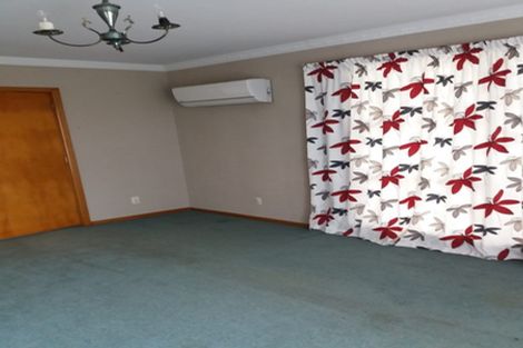 Photo of property in 801 Main North Road, Belfast, Christchurch, 8051