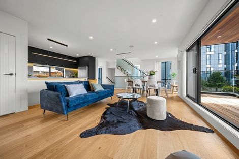 Photo of property in 5b Lomond Street, Takapuna, Auckland, 0622