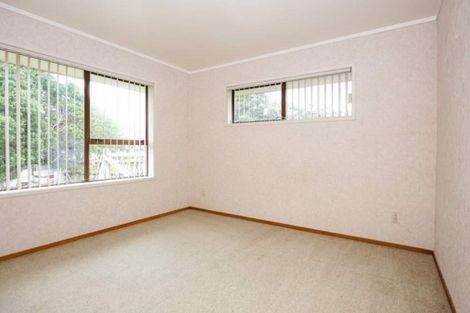 Photo of property in 41 Miltonia Avenue, Te Atatu South, Auckland, 0610