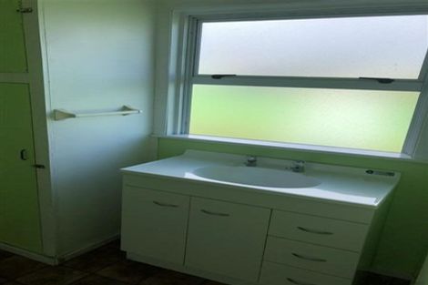 Photo of property in 48 Peel Street, Westport, 7825