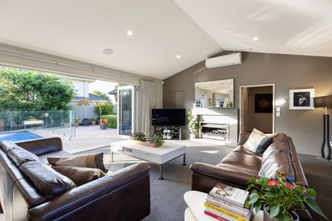 Photo of property in 9 The Esplanade, Huntington, Hamilton, 3210