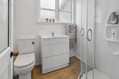 Photo of property in 34 Mandalay Terrace, Khandallah, Wellington, 6035