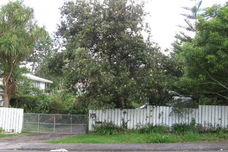 Photo of property in 47 Kemp Road, Massey, Auckland, 0614