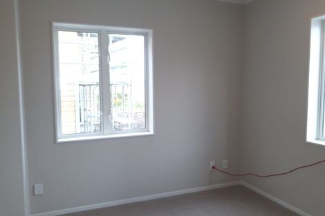 Photo of property in 28 Saddleback Crescent, Papakura, 2110