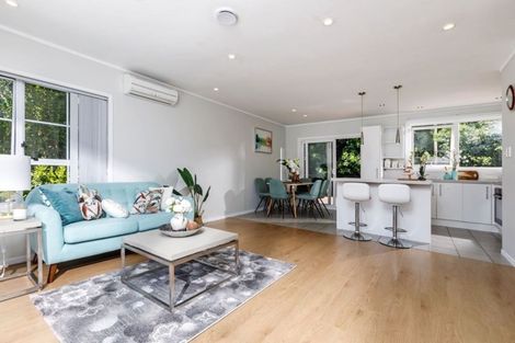 Photo of property in 17 Coroglen Avenue, Birkenhead, Auckland, 0626