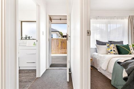 Photo of property in 56 Te Atatu Road, Te Atatu South, Auckland, 0610