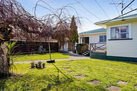 Photo of property in 21 Vogel Street, Hawera, 4610