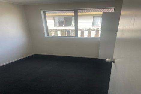 Photo of property in 37 Kerrs Road, Wiri, Auckland, 2104