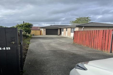 Photo of property in 2/34 Manuroa Road, Takanini, 2112
