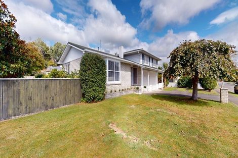 Photo of property in 1 Byrd Street, Levin, 5510