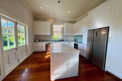 Photo of property in 52 Waipuka Road, Waimarama, Havelock North, 4294