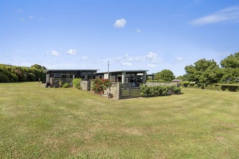 Photo of property in 5 Laurent Way, Ohau, Levin, 5570