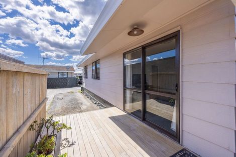 Photo of property in 76c Bandon Street, Frankton, Hamilton, 3204