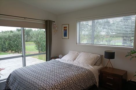 Photo of property in 32 Young Garden Lane, Waimauku, 0881