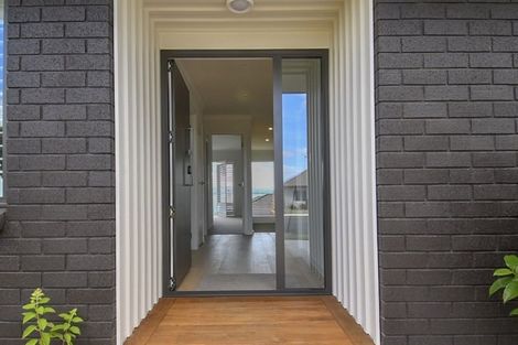 Photo of property in 100 Hamurana Road, Omokoroa, 3114