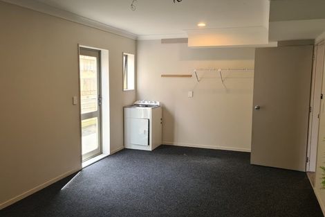 Photo of property in 24 Erlestoke Crescent, Churton Park, Wellington, 6037