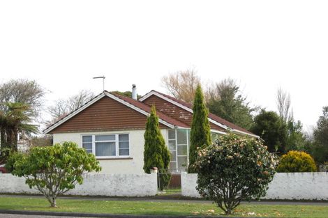 Photo of property in 20 Craig Street, Stratford, 4332