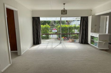 Photo of property in 4 Gibbs Crescent, Wainuiomata, Lower Hutt, 5014