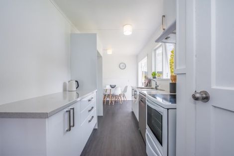 Photo of property in 15 Gardiner Grove, Wainuiomata, Lower Hutt, 5014