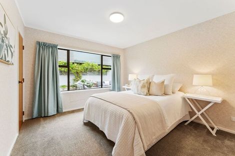 Photo of property in 1/2 Kowhai Road, Campbells Bay, Auckland, 0630