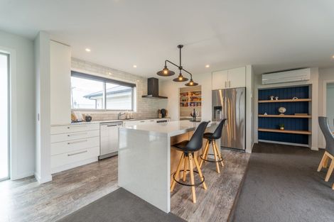 Photo of property in 17 Gordon Street, Weston, Oamaru, 9401
