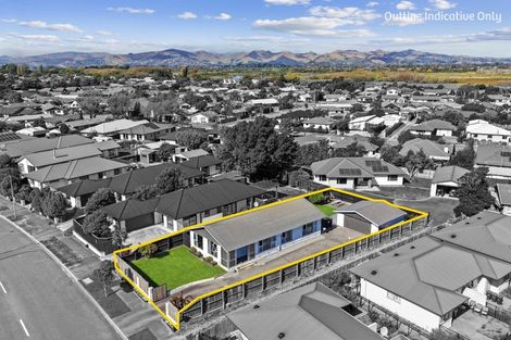 Photo of property in 167 Queenspark Drive, Parklands, Christchurch, 8083