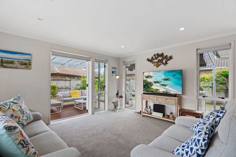 Photo of property in 65 Carrington Drive, Papamoa Beach, Papamoa, 3118
